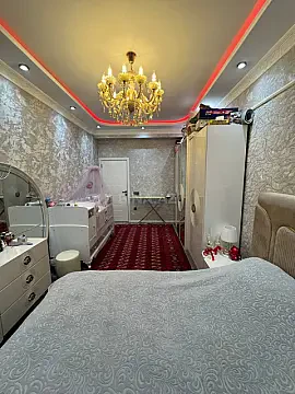 Satılır 2 otaqlı mənzil 100 m²