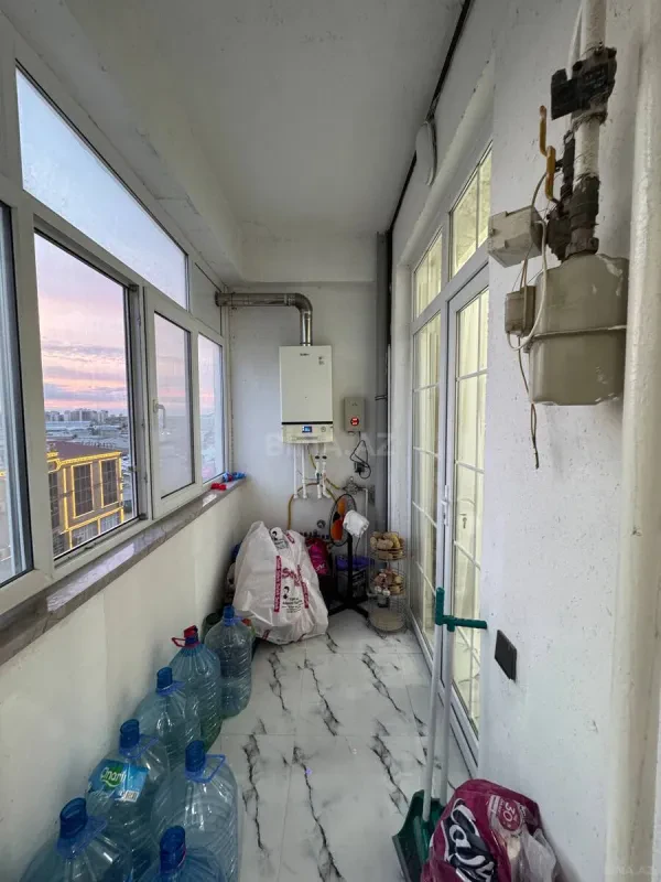 Satılır 2 otaqlı mənzil 100 m²