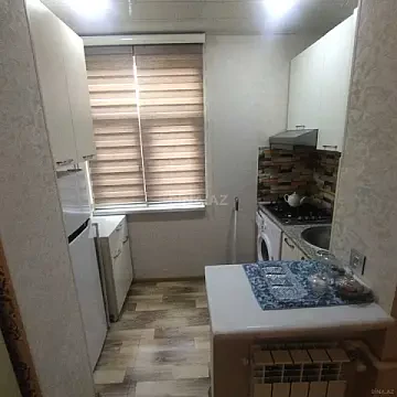 Kirayə verilir 2 otaqlı mənzil 15 m²