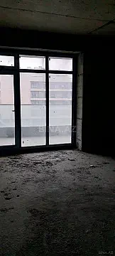 Satılır 5 otaqlı mənzil 260 m²