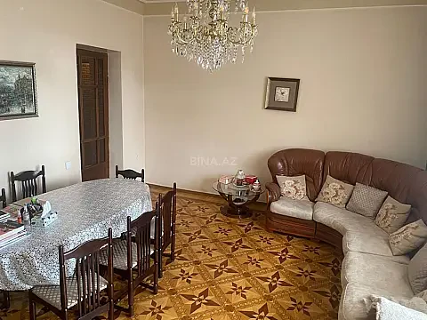 Satılır 2 otaqlı mənzil 70 m²