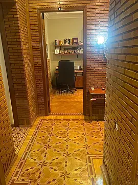 Satılır 2 otaqlı mənzil 70 m²