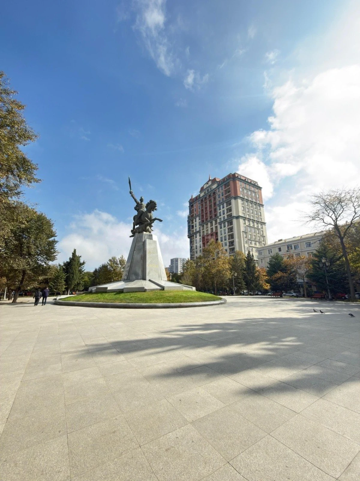 Satılır 2 otaqlı mənzil 70 m²
