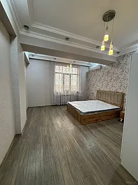 Kirayə verilir 3 otaqlı mənzil 130 m²