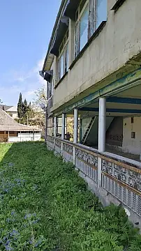 Satılır 7 otaqlı həyət evi 224 m²
