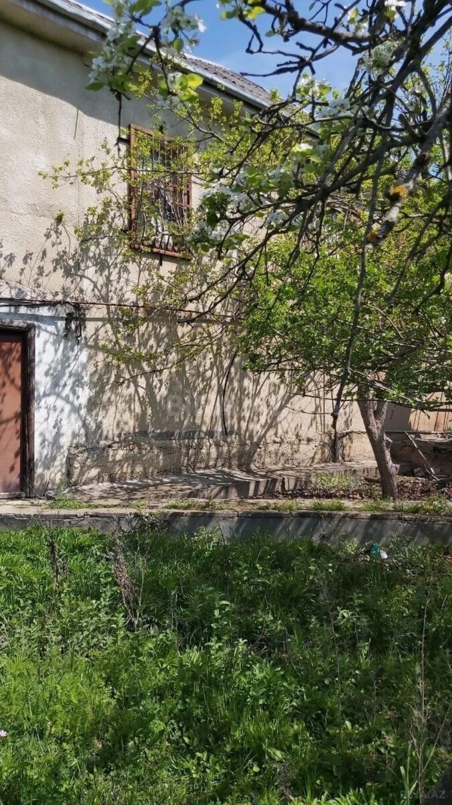 Satılır 7 otaqlı həyət evi 224 m²
