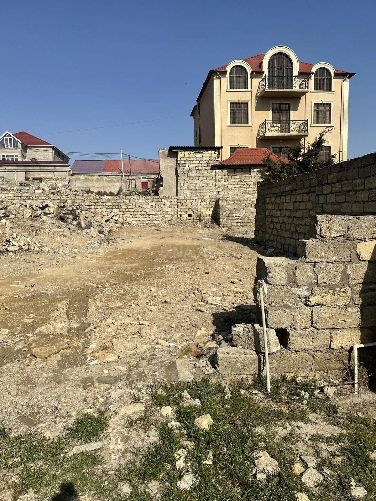 Satılır torpaq sahəsi 4 m²