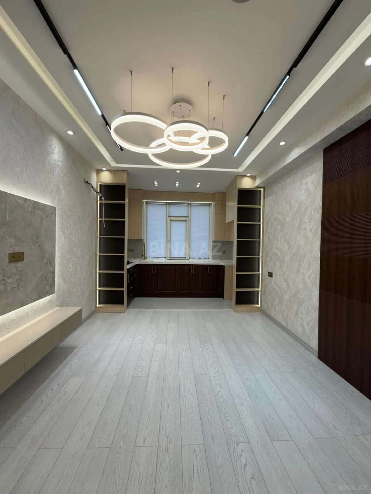 Satılır 2 otaqlı mənzil 55 m²