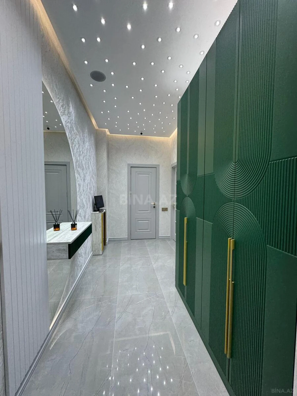 Satılır 2 otaqlı mənzil 55 m²