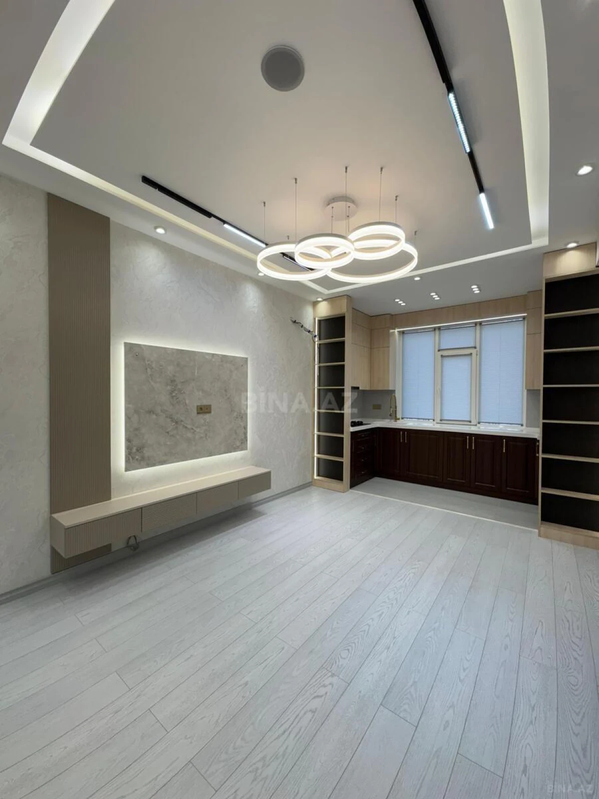 Satılır 2 otaqlı mənzil 55 m²