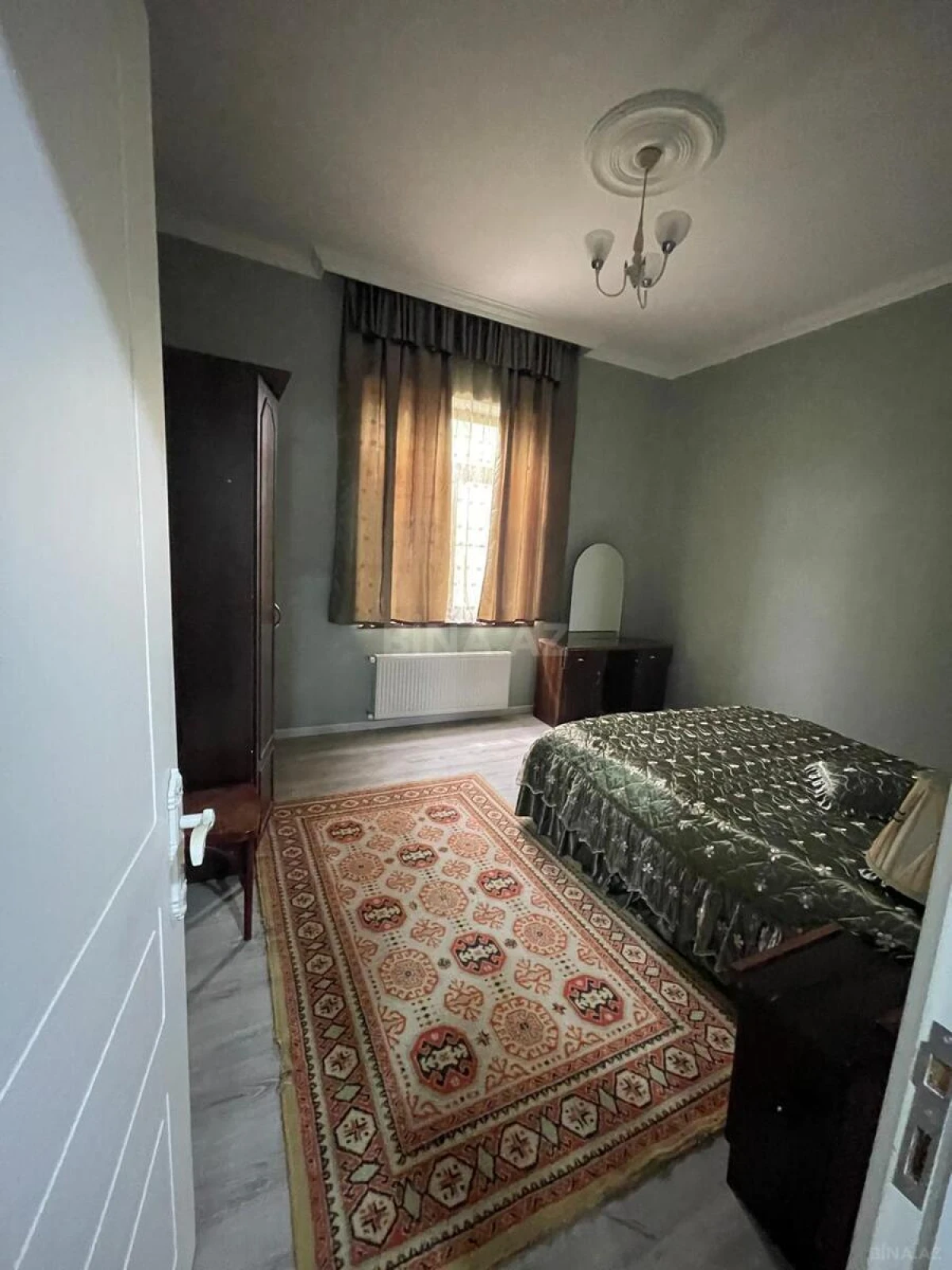 Satılır 4 otaqlı həyət evi 200 m²