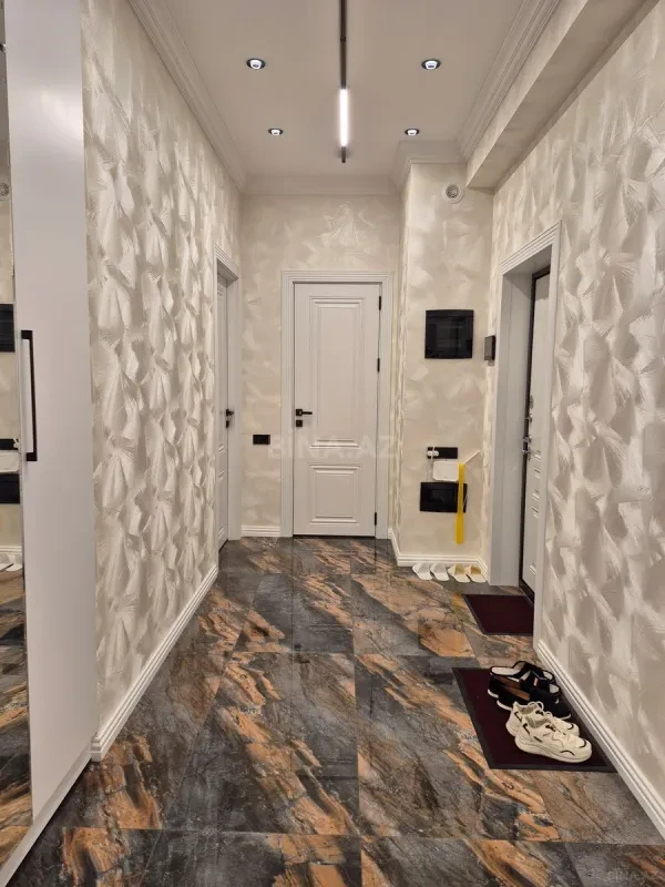 Kirayə verilir 2 otaqlı mənzil 60 m²