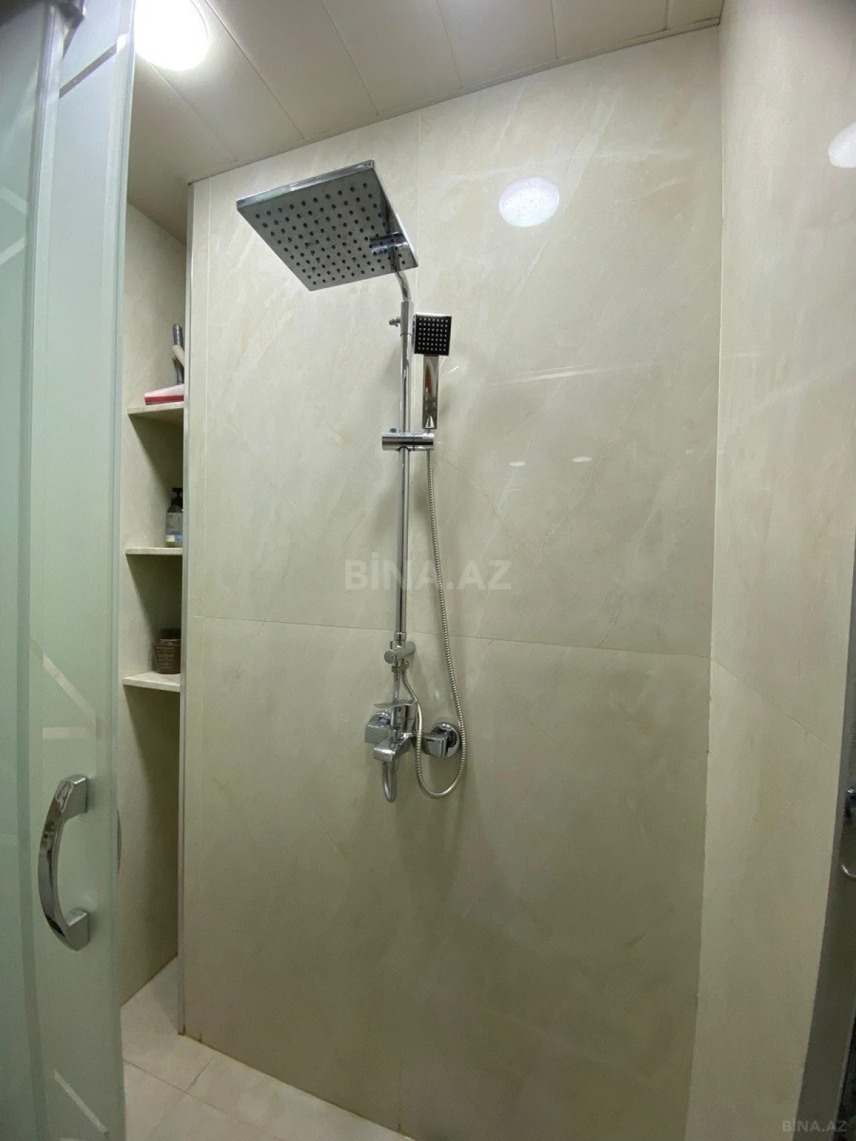 Satılır 2 otaqlı mənzil 53 m²