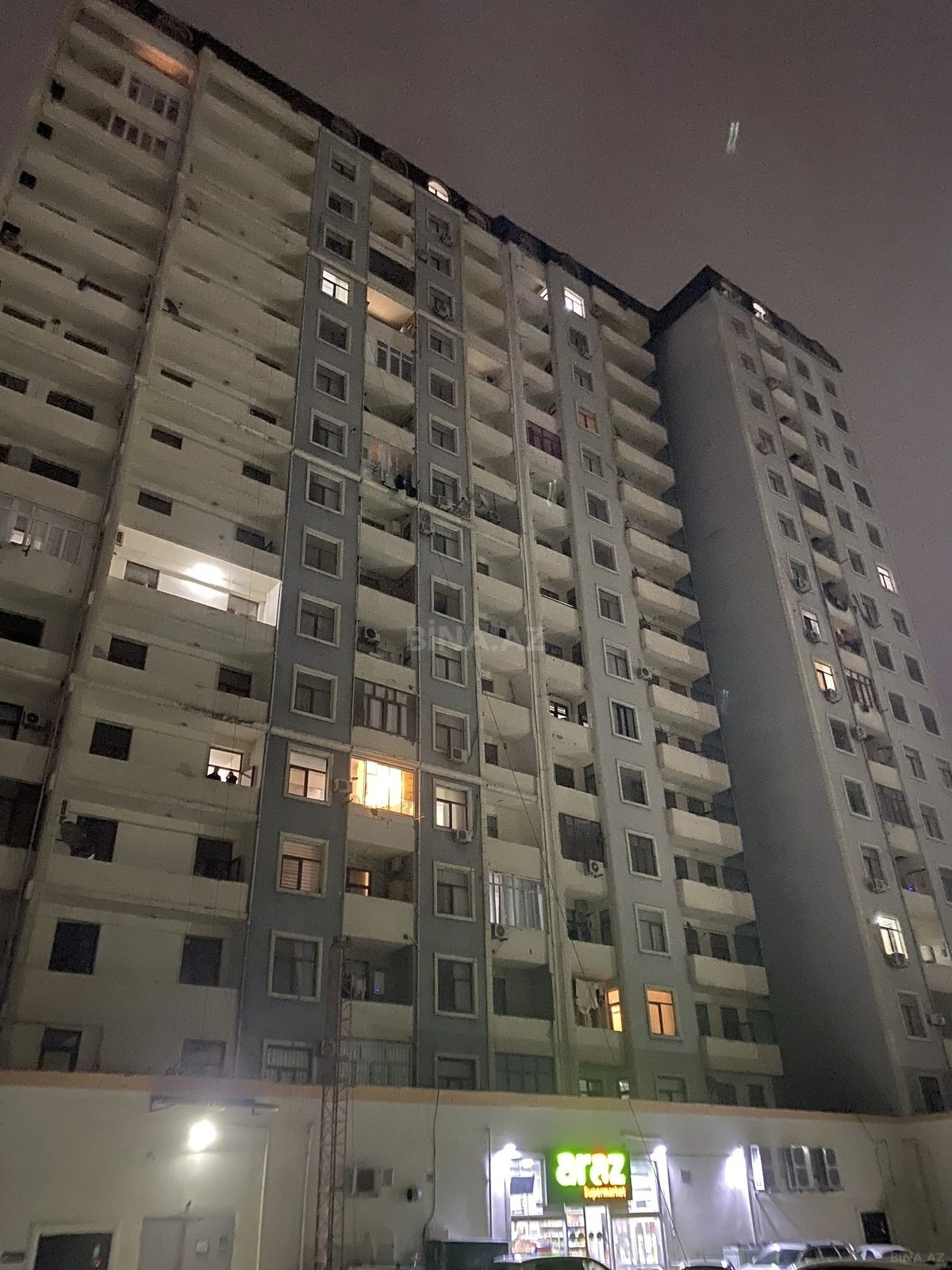 Satılır 2 otaqlı mənzil 53 m²