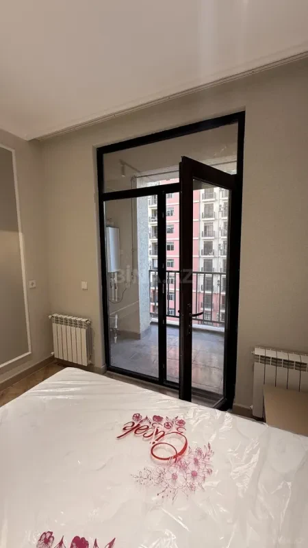 Kirayə verilir 2 otaqlı mənzil 68 m²