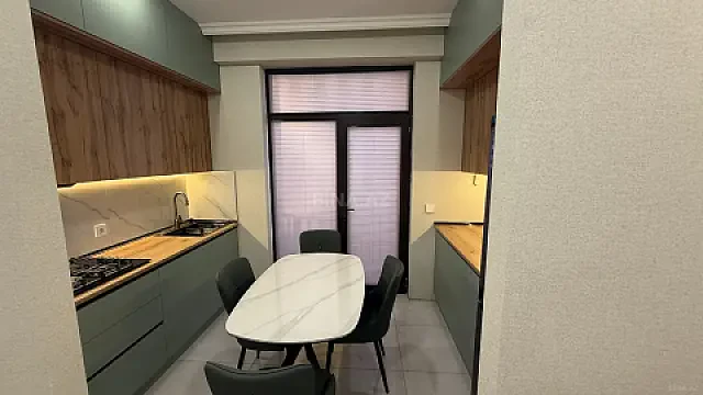 Kirayə verilir 2 otaqlı mənzil 68 m² — Bakı 2 otaq 68.00 m²