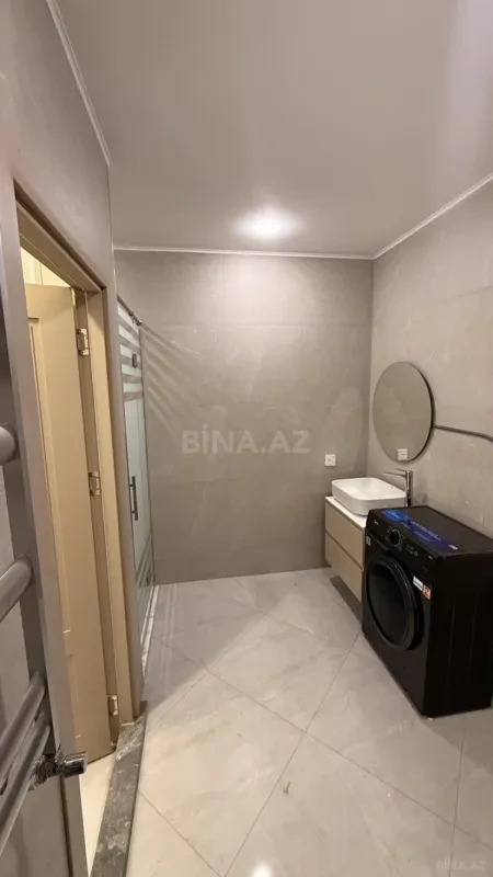 Kirayə verilir 2 otaqlı mənzil 68 m²