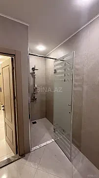 Kirayə verilir 2 otaqlı mənzil 68 m²