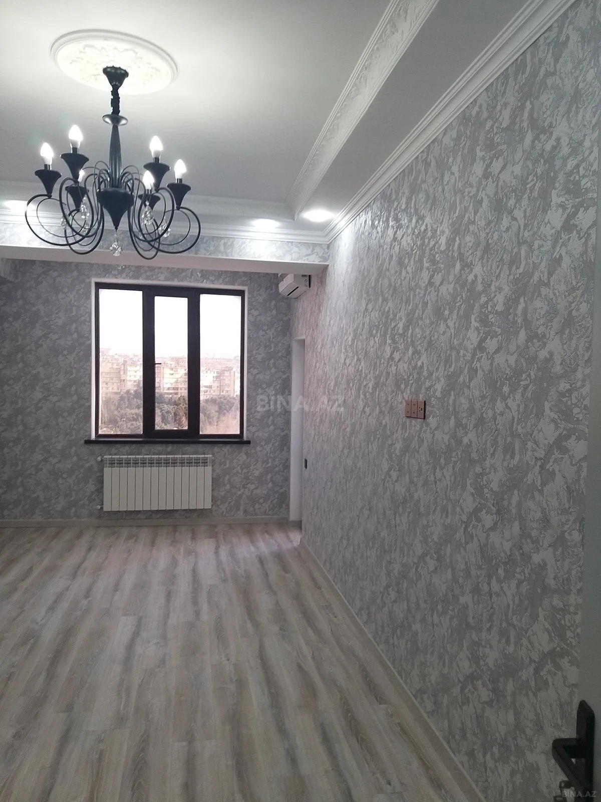 Kirayə verilir 2 otaqlı mənzil 60 m²