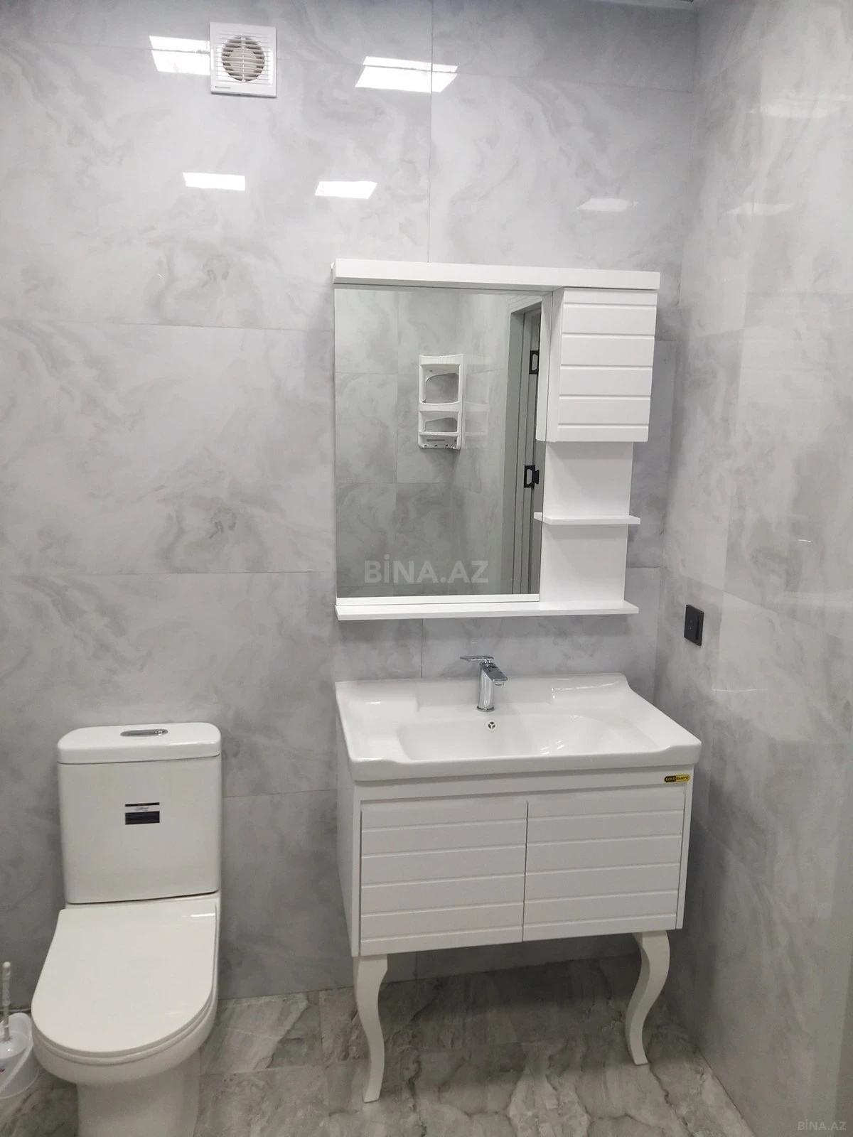 Kirayə verilir 2 otaqlı mənzil 60 m²