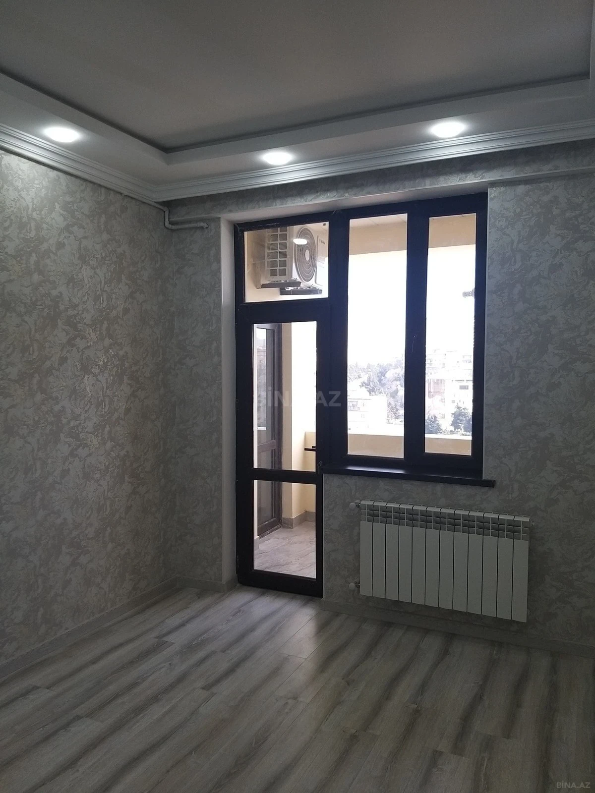 Kirayə verilir 2 otaqlı mənzil 60 m²