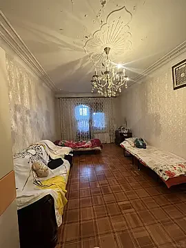 Kirayə verilir 3 otaqlı mənzil 1 m²