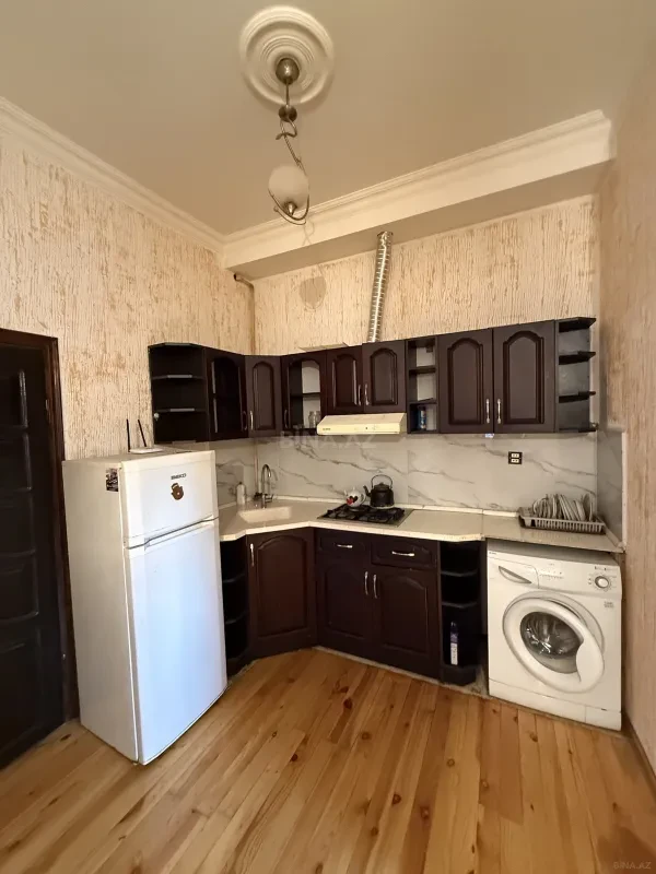 Kirayə verilir 2 otaqlı həyət evi 50 m²