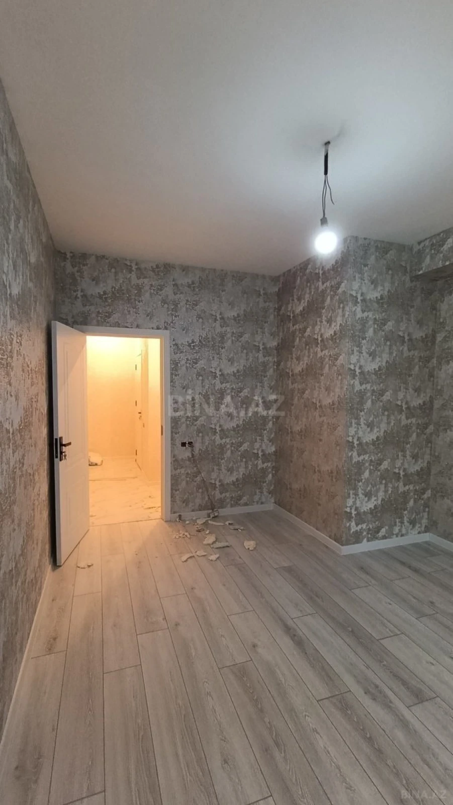 Satılır 3 otaqlı mənzil 82 m²