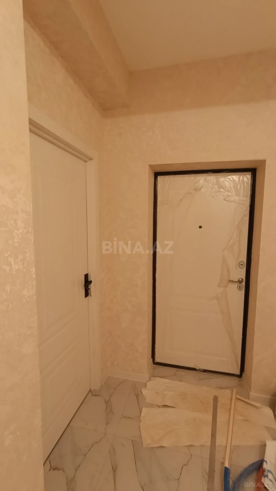 Satılır 3 otaqlı mənzil 82 m²