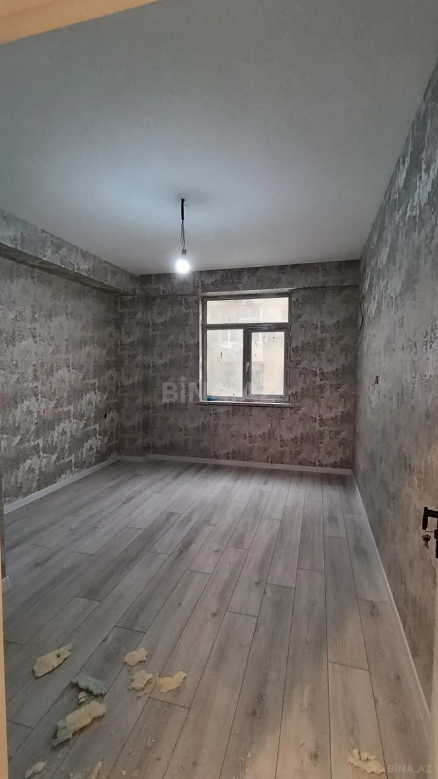 Satılır 3 otaqlı mənzil 82 m²