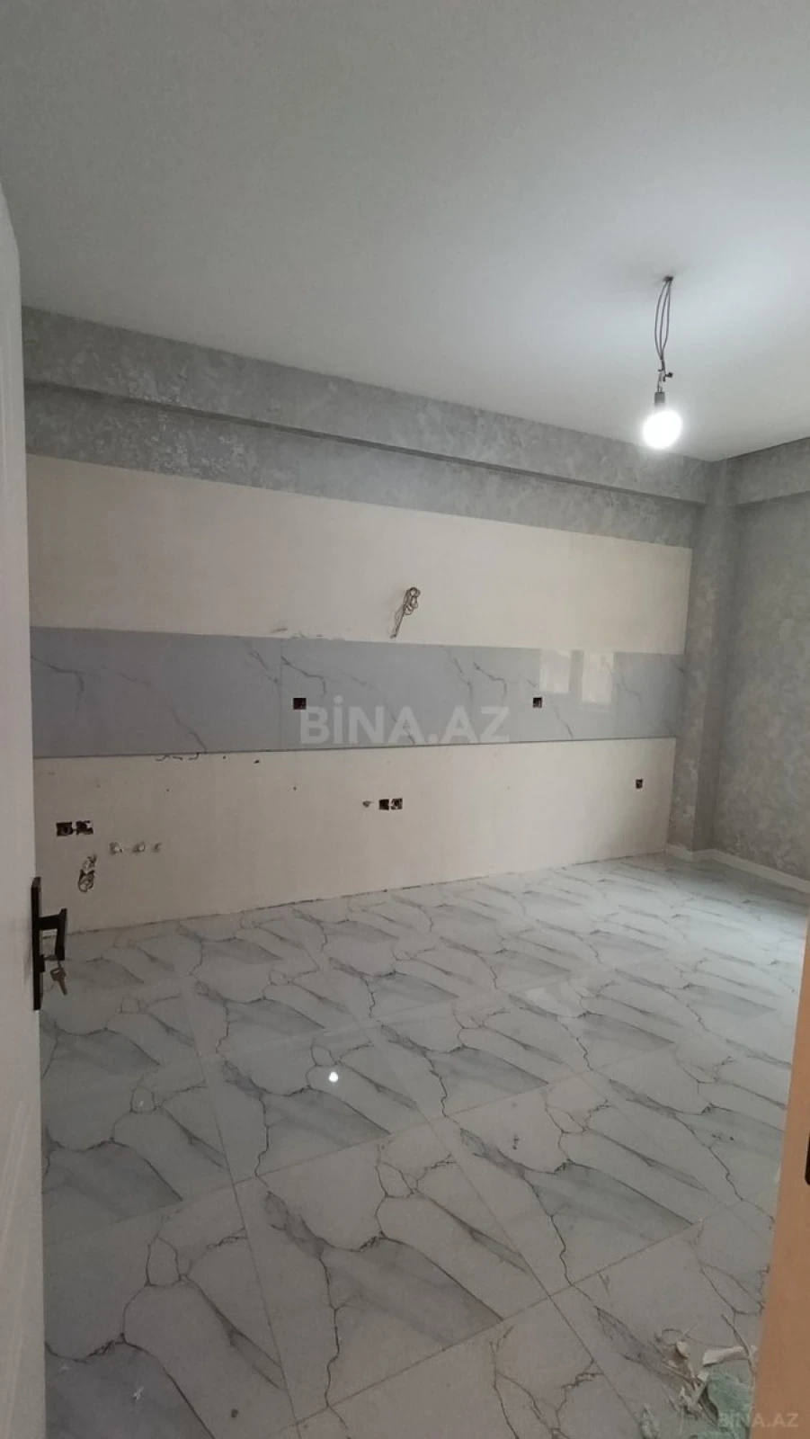 Satılır 3 otaqlı mənzil 82 m²