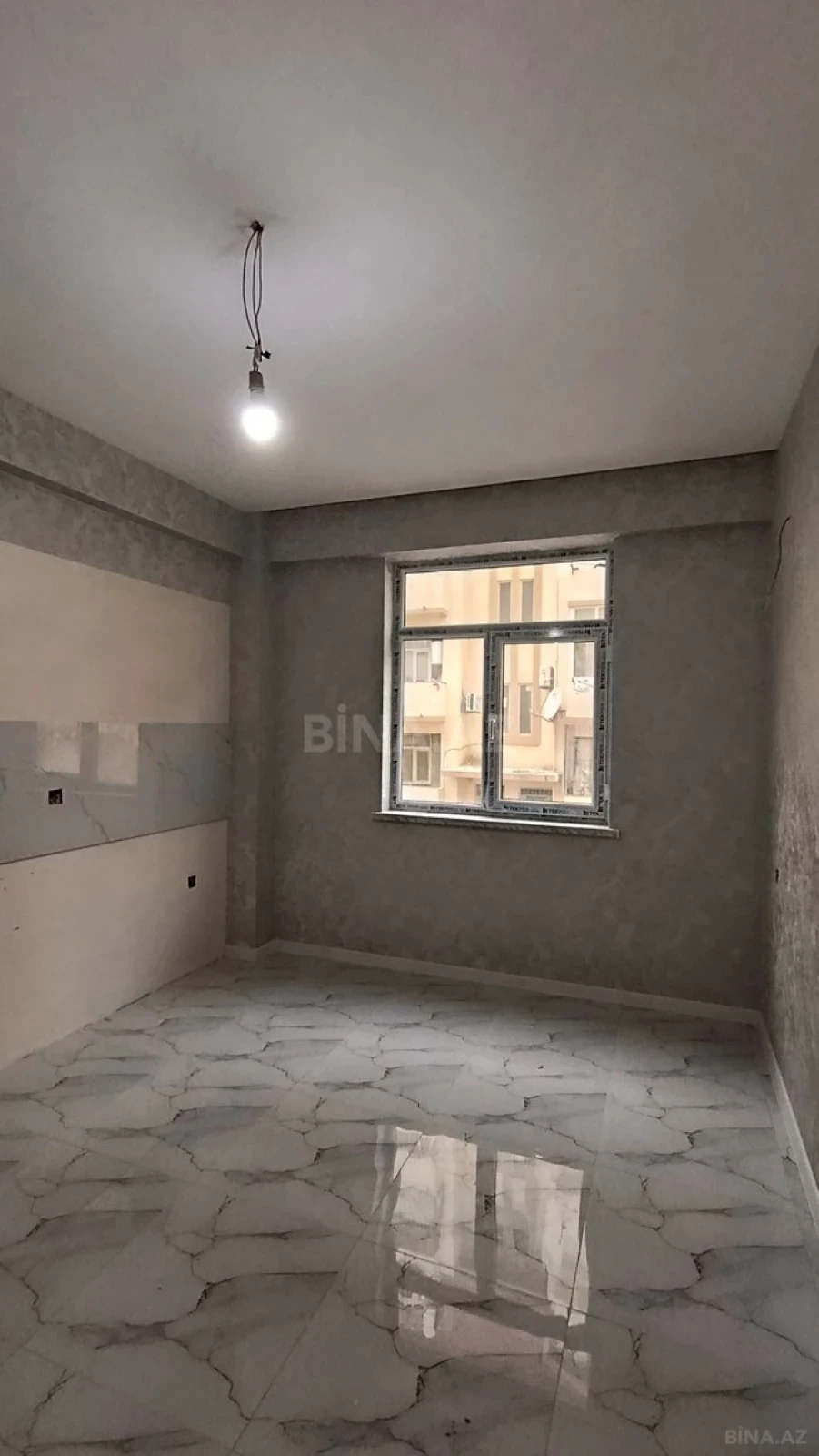 Satılır 3 otaqlı mənzil 82 m²