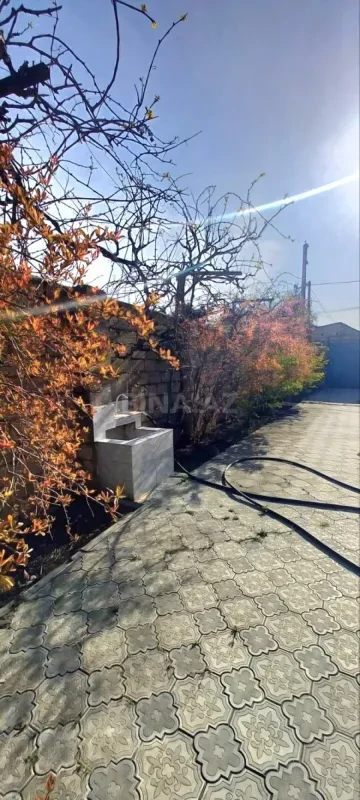 Satılır 4 otaqlı həyət evi 190 m²