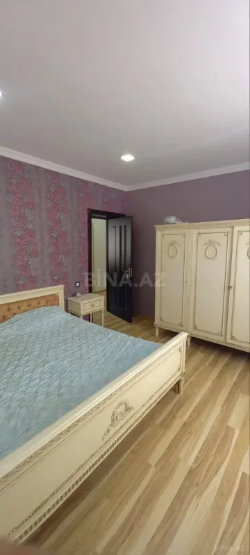 Satılır 4 otaqlı həyət evi 190 m²