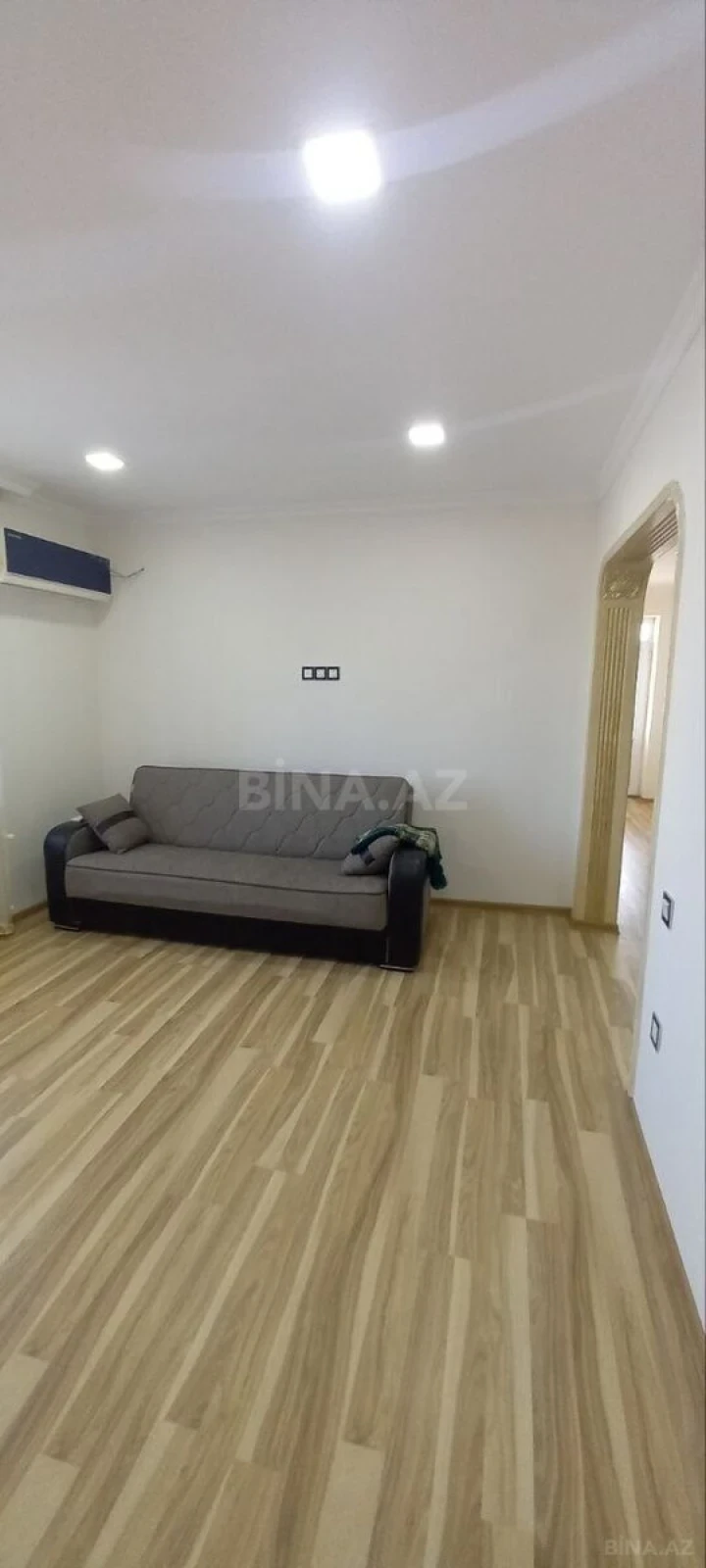 Satılır 4 otaqlı həyət evi 190 m²