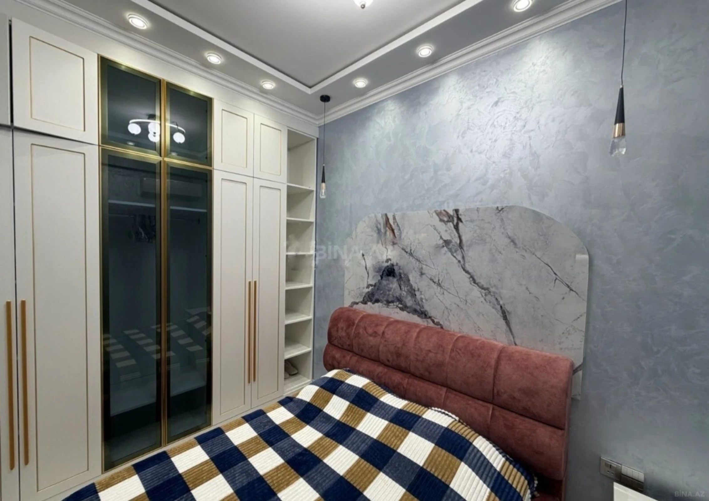 Kirayə verilir 3 otaqlı mənzil 90 m²