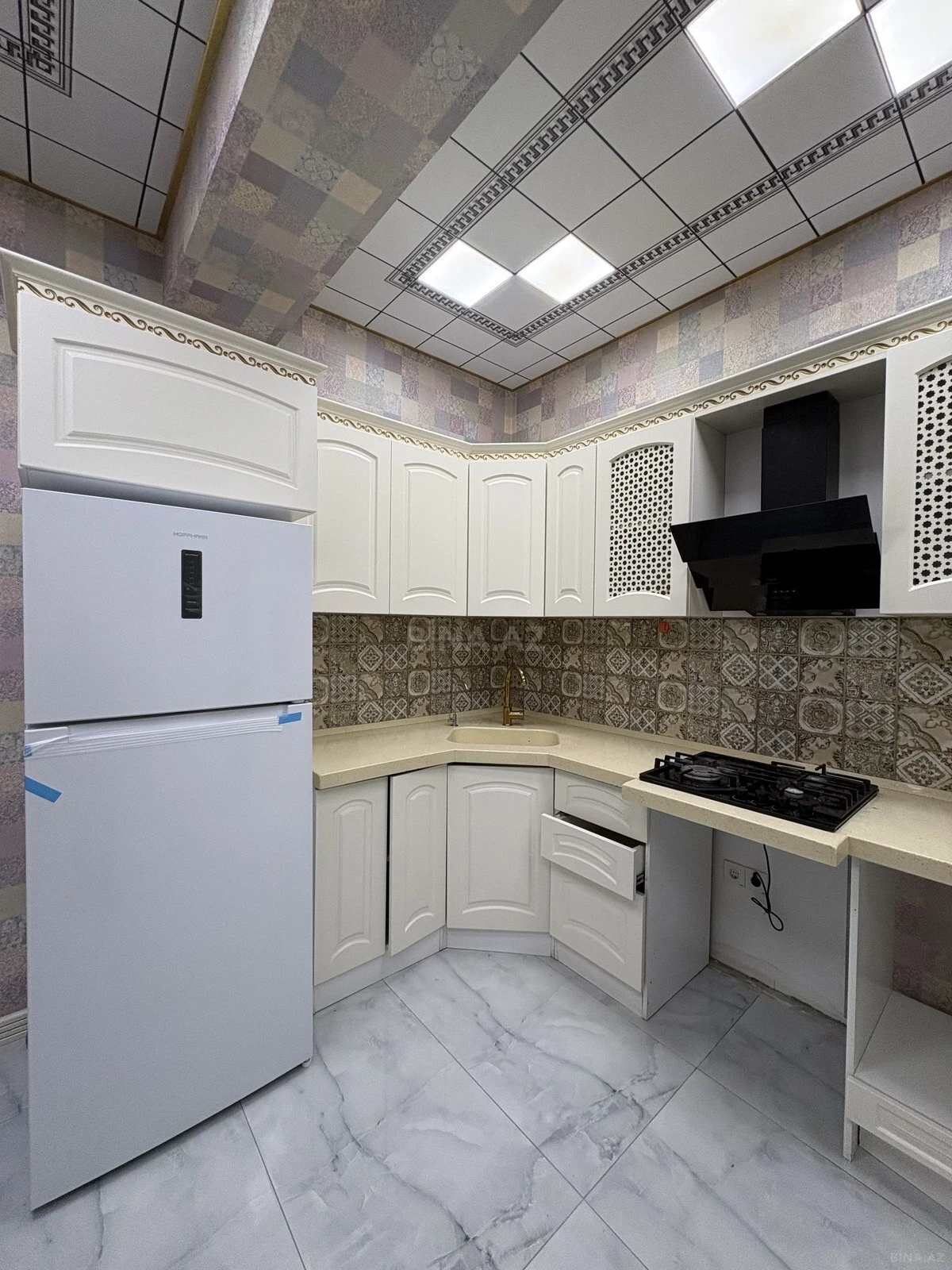 Kirayə verilir 3 otaqlı mənzil 119.5 m²