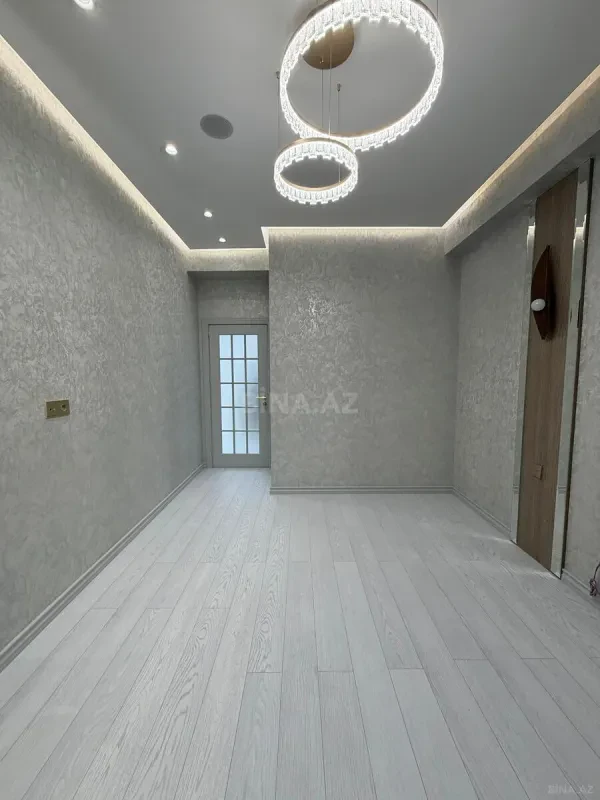Satılır 2 otaqlı mənzil 55 m²