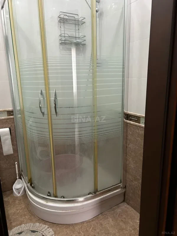 Kirayə verilir 2 otaqlı mənzil 96 m²