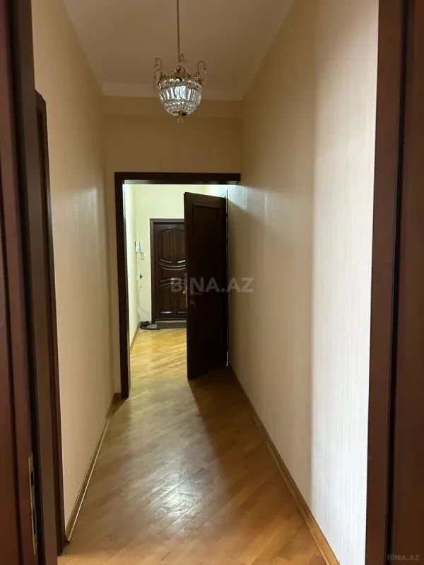 Kirayə verilir 2 otaqlı mənzil 96 m²