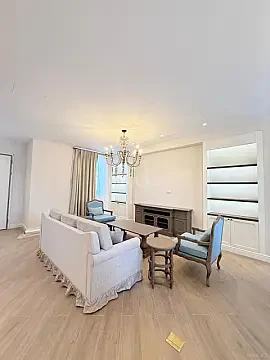 Satılır 4 otaqlı həyət evi 263 m²
