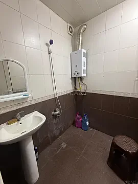 Kirayə verilir 2 otaqlı mənzil 35 m²