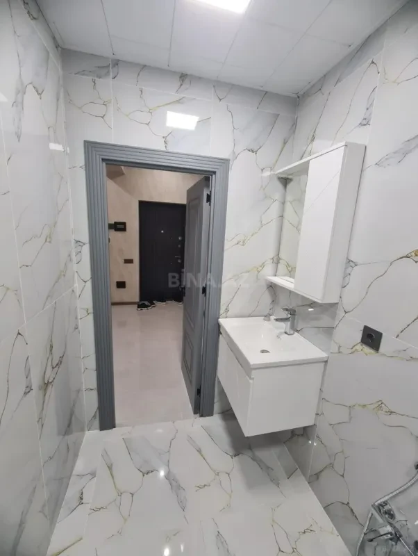 Kirayə verilir 2 otaqlı mənzil 65 m²