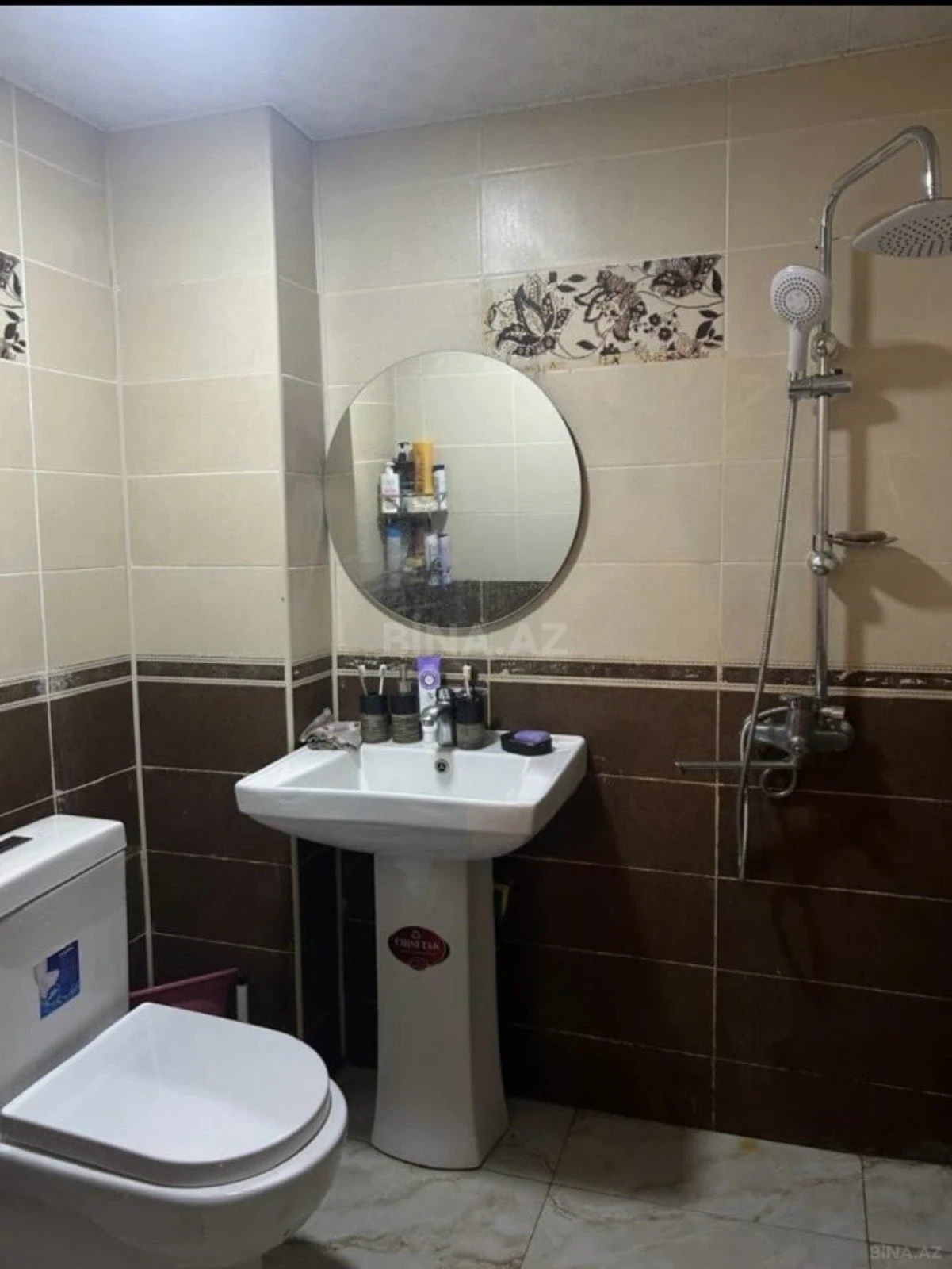 Satılır 2 otaqlı mənzil 45 m²