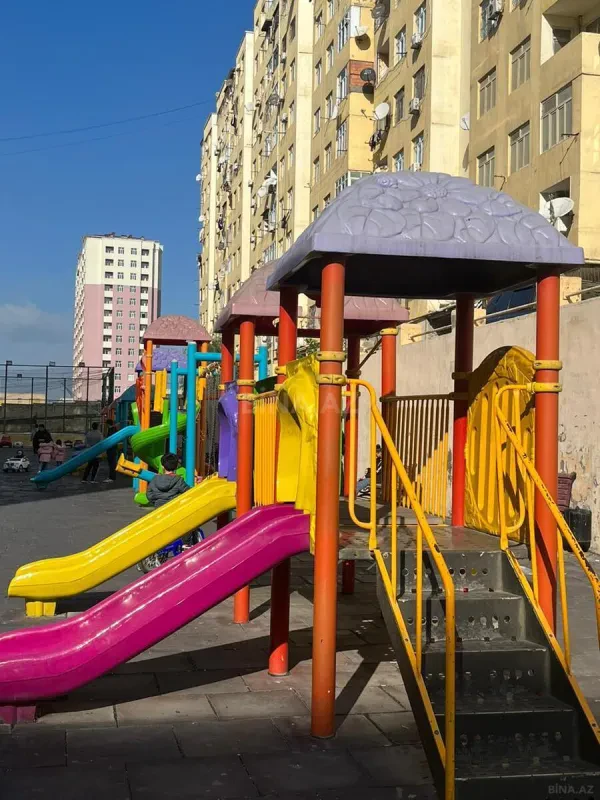 Satılır 2 otaqlı mənzil 45 m²