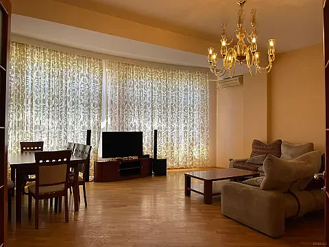 Kirayə verilir 3 otaqlı mənzil 111 m²