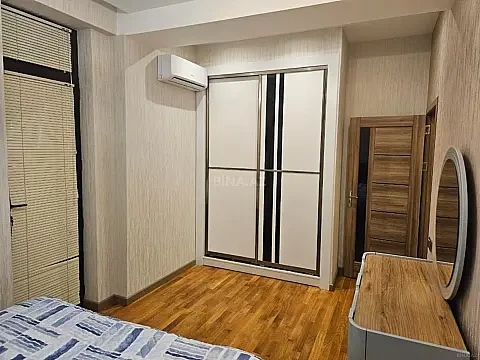 Satılır 3 otaqlı mənzil 112 m²