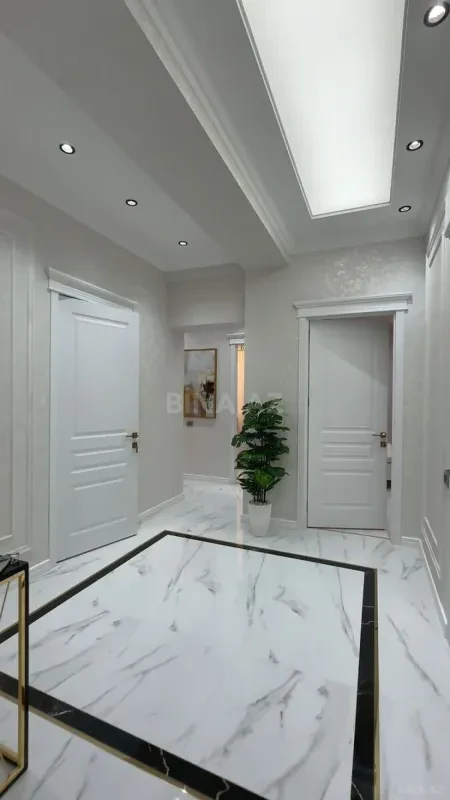 Satılır 2 otaqlı mənzil 70.1 m²