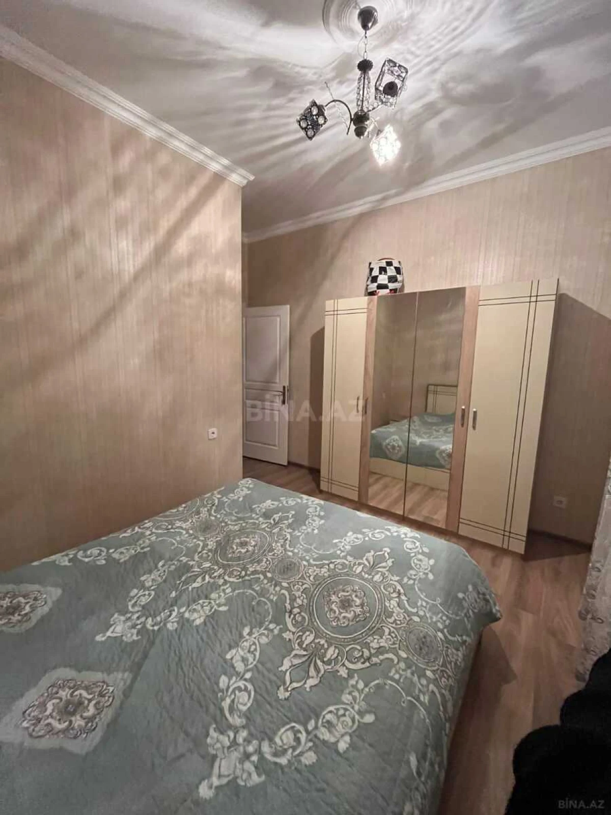 Satılır 3 otaqlı mənzil 70 m²