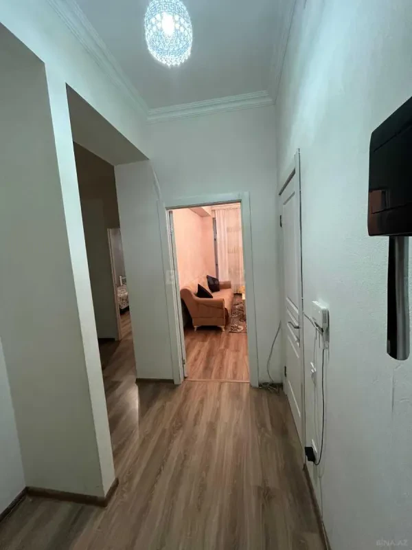 Satılır 3 otaqlı mənzil 70 m²